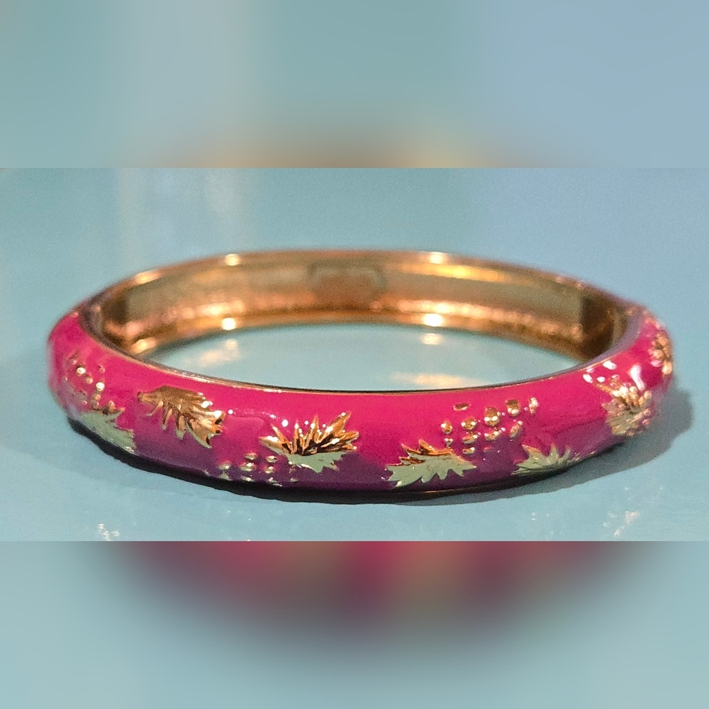 Nordstrom Sequin Enamel Pineapple Hinge‎ Bangle  Burgundy/Magenta NWOT